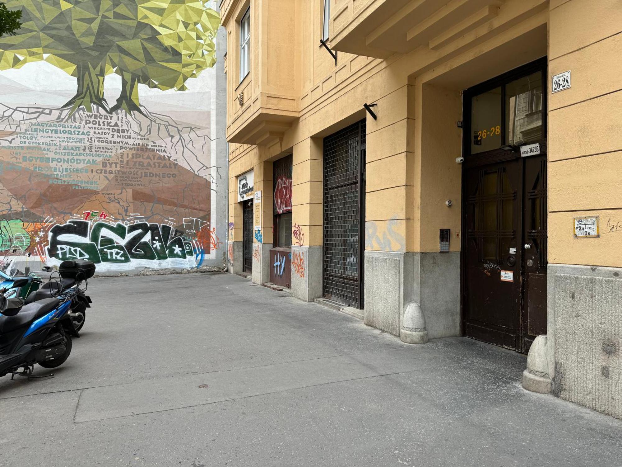 Explore Budapest From A Central Cozy Home & Sweet Retreat Exteriör bild